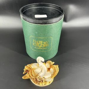 Harmony Kingdom Pillow Talk #TJSER97 Swan Box Tribute to Princess Diana 1997